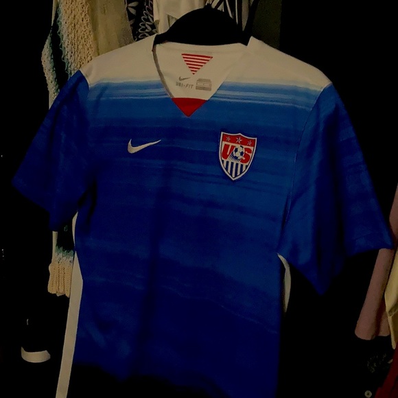 US Soccer Jersey Authentic 2015 - Picture 2 of 7